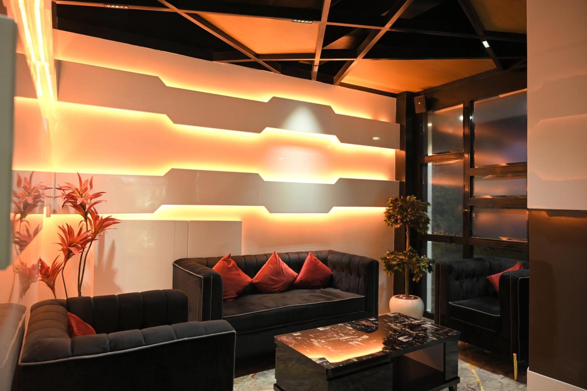 Hotel Trax International Jamshedpur Exterior foto